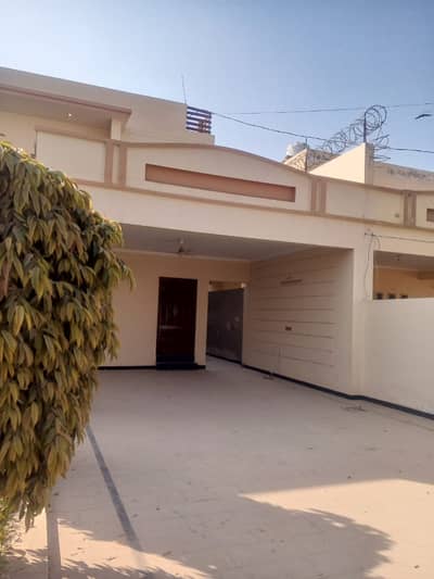 1 kanal double story house for rent in model town block B multan