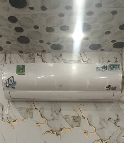 New condition pel ac 1.5 urgent sale