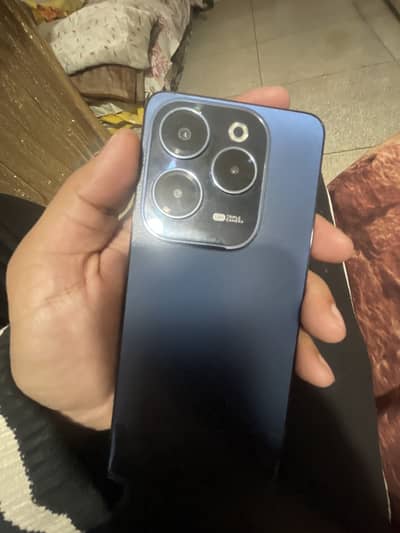 Infinix hot 40 pro 8+8 256 GB