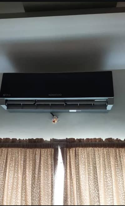 Kenwood 1ton split Ac
