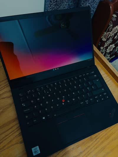 Lenovo X1 Carbon Gen 8 (10/10)