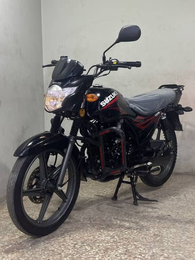 Suzuki gr150cc 2024 model ( low millage )