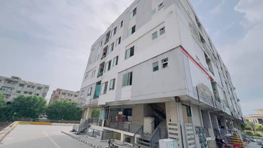 2 Bed Flat Avlible For Sale In D17/2 Islamabad