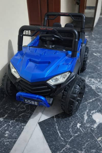 Blue Kids Electric Jeep Car – Excellent Condition 