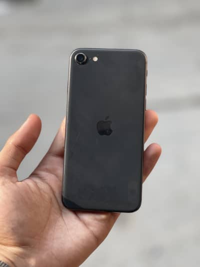 iPhone SE 2020 64Gb waterpack all okay phone