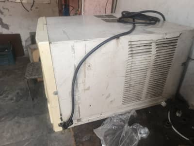 0.75 ton window  ac