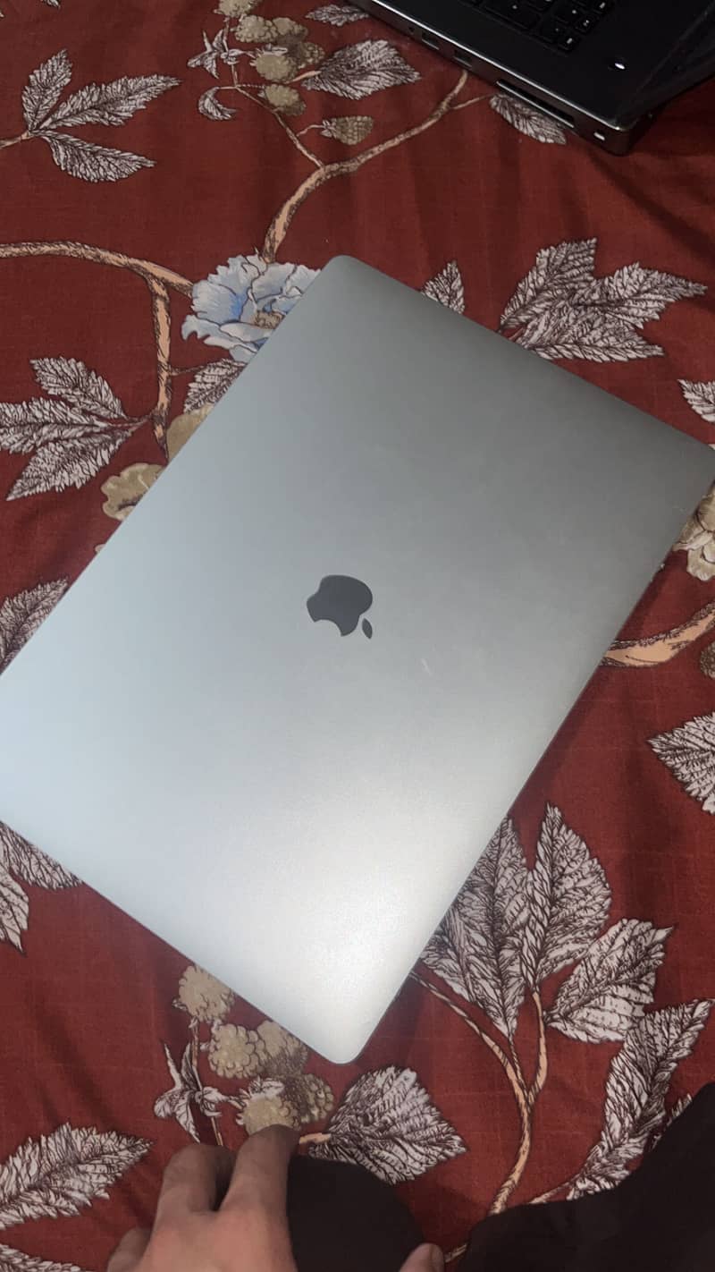 Macbook Pro 2