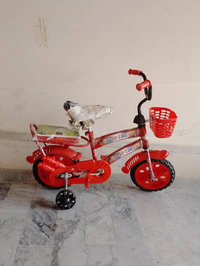 NEW GOOD LUCK CYCLE ( Size-12 ) 03151206074