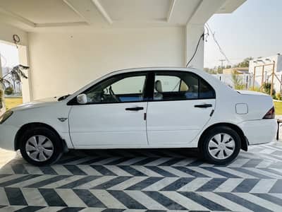 Mitsubishi Lancer 1300cc Manual – Well Maintained | Smooth Drive