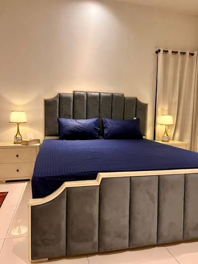 Deluxe 02 Bed Apartment DVA Ph4 DHA on per day rent