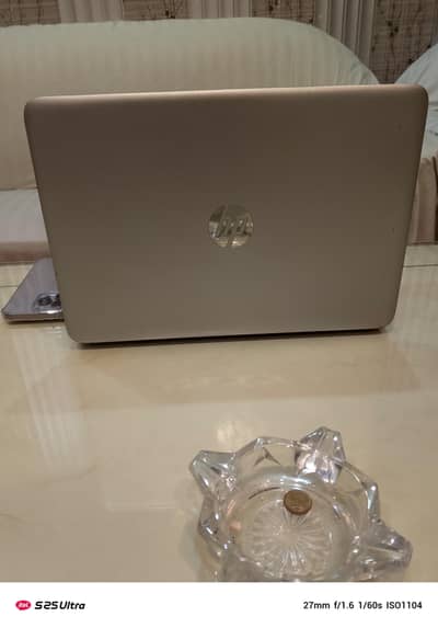 ho Elite book  Whatsapp 03151703893