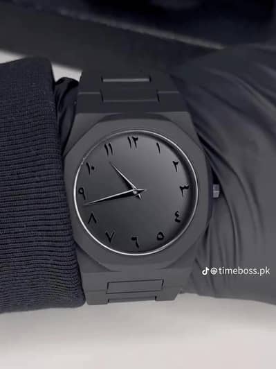 Men's Black  Aura arabic watch⌚