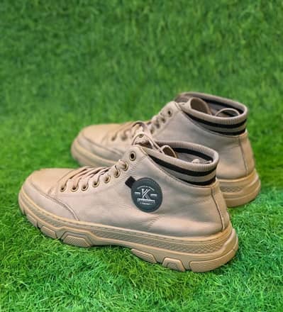 men shoes . Watsapp no:  0 3 1 1  3 6 1 6 7 4 3