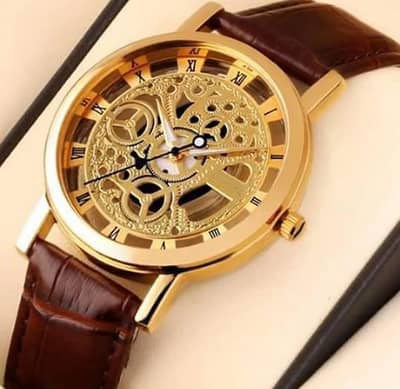 Royal Golden Mechanical Style Watch - Leather Strap