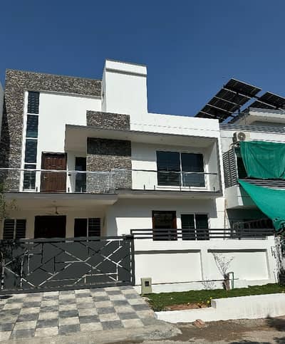 35x70 10 Marla Brand new House for Sale G-13