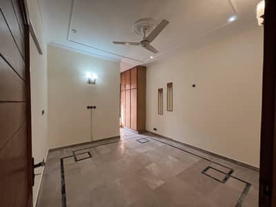 35x10 10 Marla Ground Portion For Rent G-13