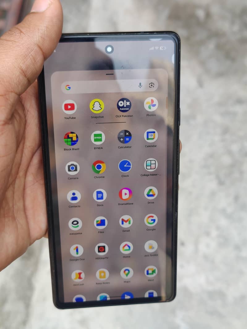 goggle pixel 6 . . 1