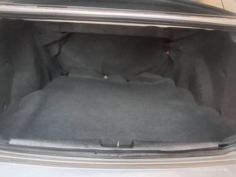 گاڑی نیو حالت میں ہے ۔ اس میں کسی قسم کا کام نہیں ہونے والا 12