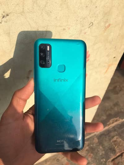 Infinix hot 9 paly /4/64. . /Whatsapp 03194881907