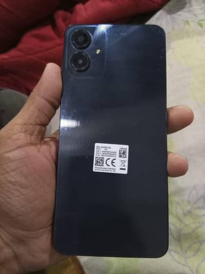 samsung galaxy a06 . . . 6/128