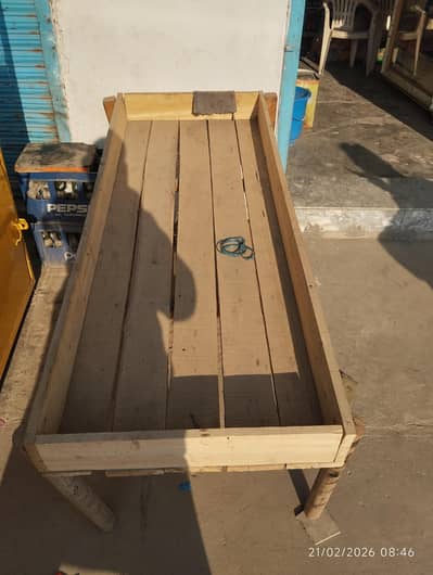 Wooden Phata Stand for Sabzi Fruit