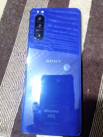 Sony expiria 5 mark2  6+128