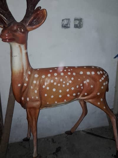 خوبصورت آرٹیفشل ہرن (بارہ سنگھا) برائے سیل Price