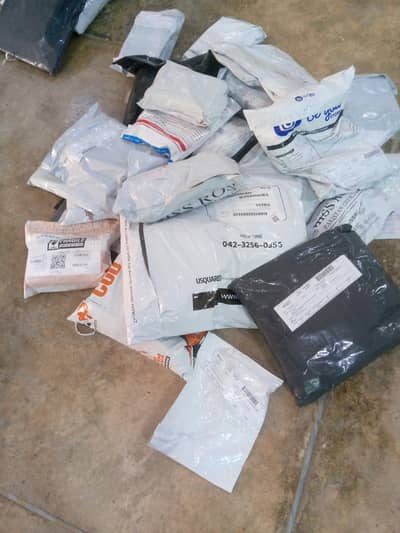 Bike rider for parcel delivery