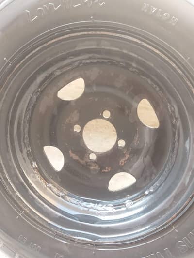 Servis Tyre 135-10 with Rim - 10 PR Heavy Duty - Faisalabad