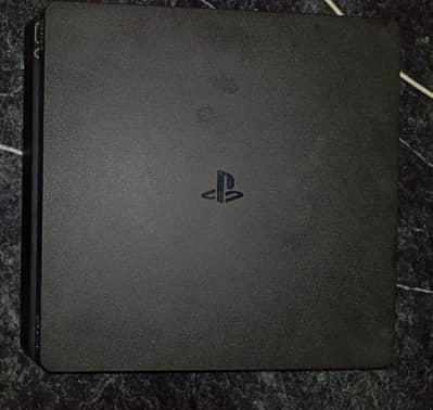 PS4 slim 500GB with one controller