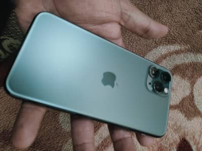 iPhone 11 pro 10/10 never opened 256gb 73% battery