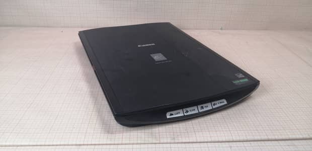 Canon Scanner Lide 100 Pure Branded Lot