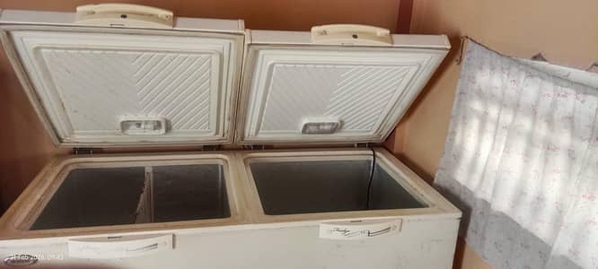 D frezzer janiune  10 by 10 condition rabta =03147405264