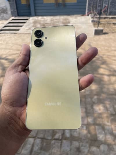 Samsung A06 10/9.5 4gb 64Gb