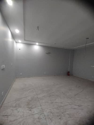 5 Marla Beautiful House Available For Rent Near All Facilities