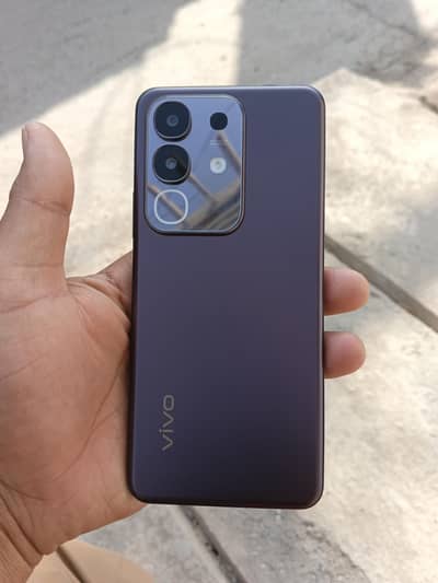 vivo y29 8 256 one month used Peshawar university