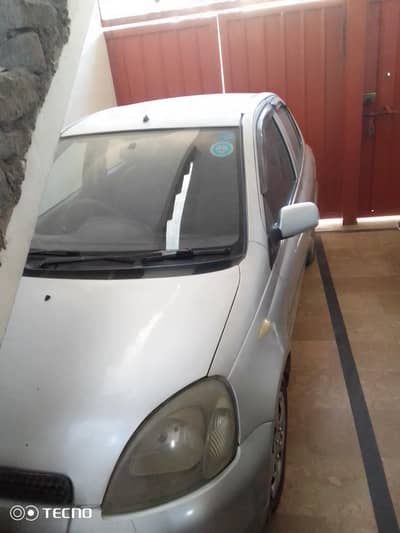 vitz 2000