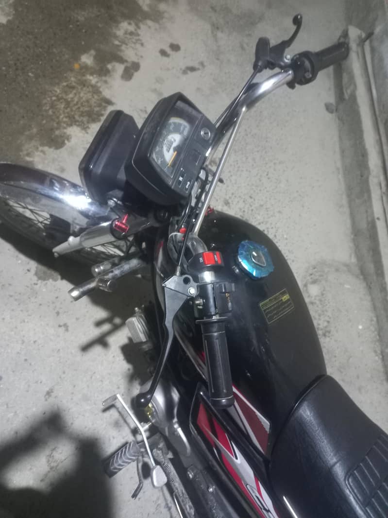 موٹر سائیکل برائے سیل 1