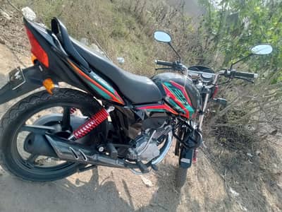 Hond 125F  model 2024 100% new with out schreach