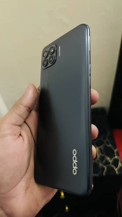 Oppo f17 pro with box charger PTA APPROVED
