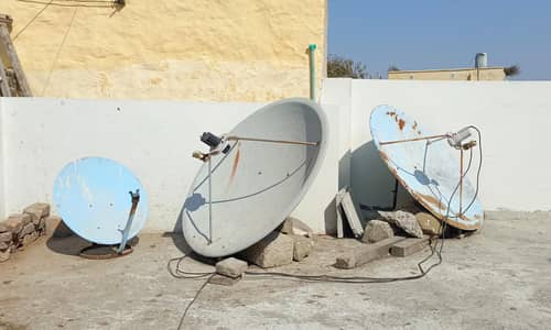 Dish + LNBs For sale