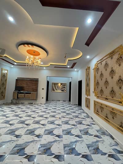 10 Marla Brand new 1st entry Ground floor