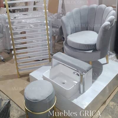 Barber chair/Cutting chair/ Shampoo unit/Trolly/Saloon Furniture.