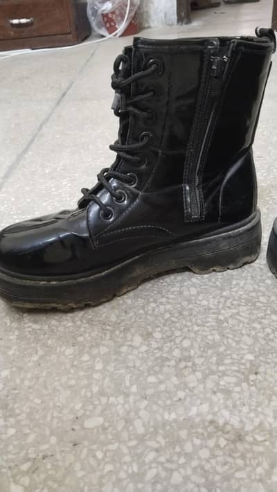 High-Shine Black Patent Leather Ankle Boots – Like New!
