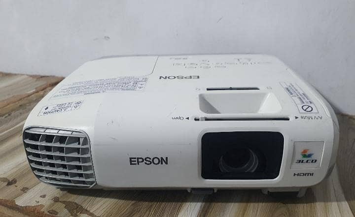 Projector EPSON A plus 1
