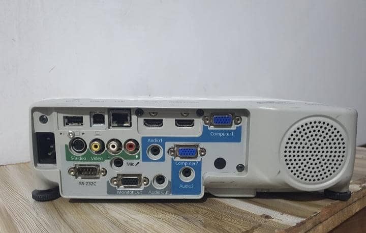 Projector EPSON A plus 3