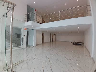 G+M 8Marla Facing Parking Brand New