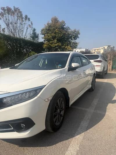 Honda Civic Oriel 1.8 i-VTEC CVT 2020