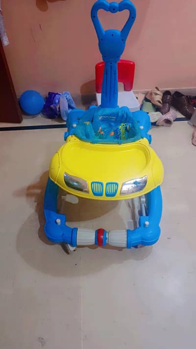 baby walker used in working condition