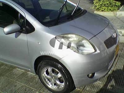 Toyota Vitz 2005